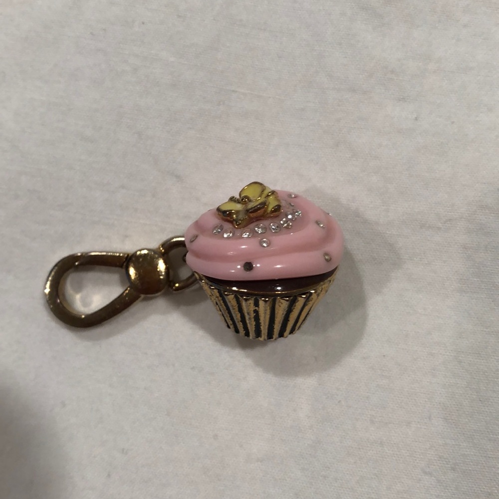 Juicy Couture cupcake charm